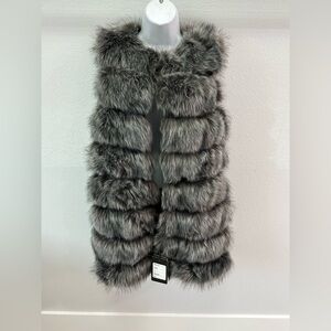 Elegant Faux Fur Vest in Charcoal